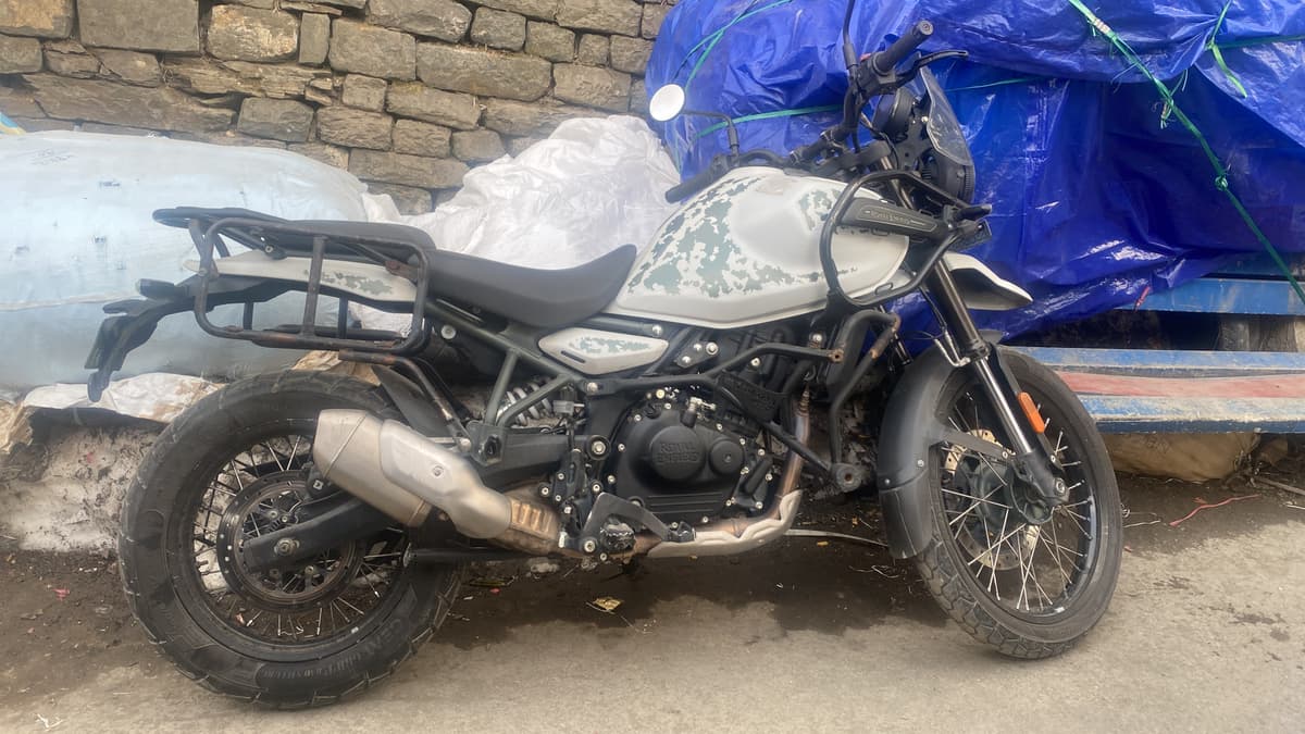 Royal Enfield Himalayan 450 on rent in Shimla 